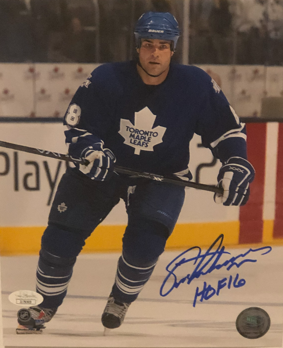 Eric Lindros Autographed 8x10