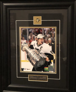 Sidney Crosby Autographed 8x10 Photo